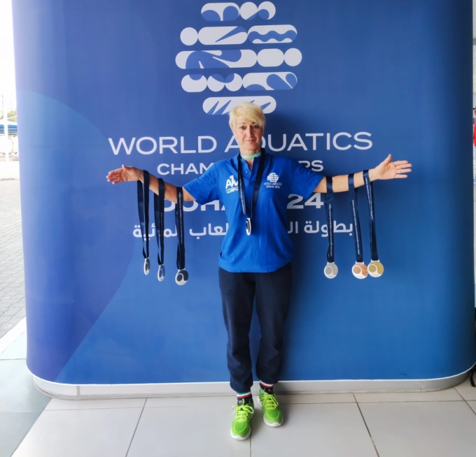 Sette medaglie ai Mondiali di nuoto Master in Qatar