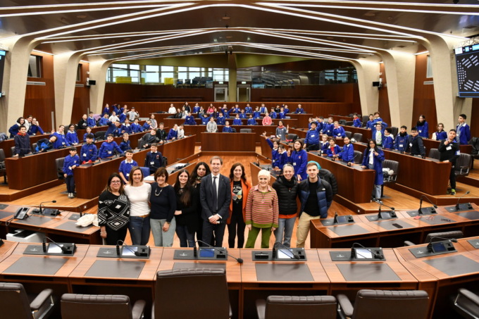 Lezione speciale in Consiglio regionale per gli studenti della primaria di Limbiate