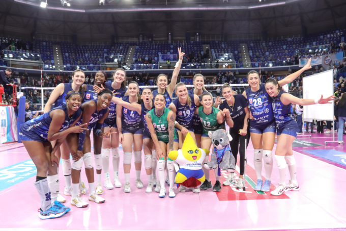 Vero Volley Milano si aggiudica in cinque set la prima sfida dei Quarti di Finale Playoff