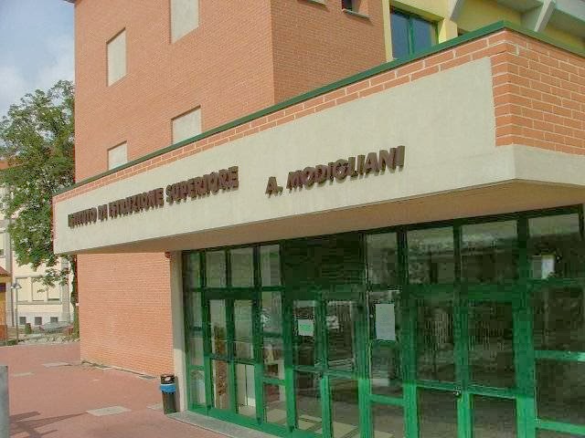 Al Liceo Modigliani salta lo stage all’estero dopo le polemiche