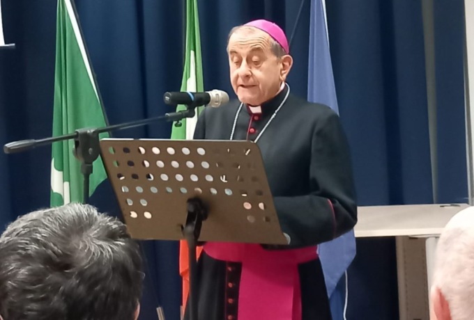 L’Arcivescovo Delpini alla veglia per il lavoro al Codebri: preghiera e testimonianze