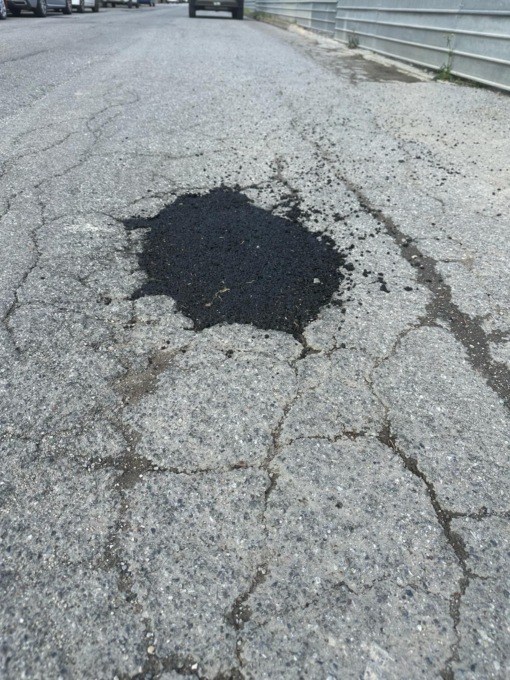 Ecco quanto ci sono costati i rattoppi sulle strade