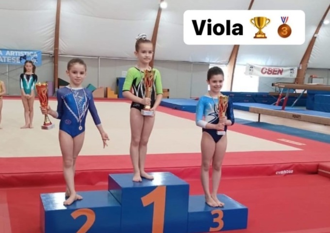Ginnaste della Robur et Virtus in gara ad Agrate e Milano