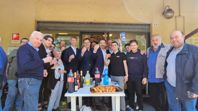 Usmate Velate, Vimercati lancia la campagna elettorale: “Cartellino rosso per questa Amministrazione”