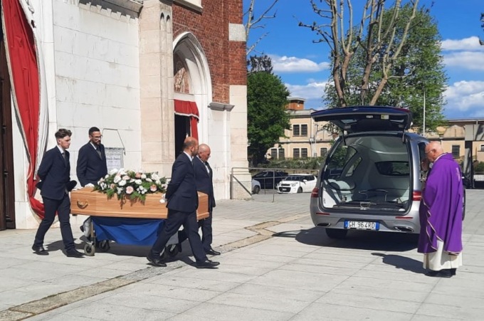 A Santa Valeria le esequie di Ornella Denova