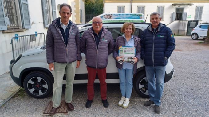 Un nuovo mezzo per l’Auser di Barlassina