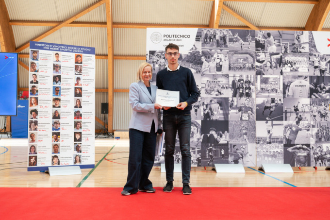 Il caratese Martino Galvani premiato dal Politecnico per meriti sportivi