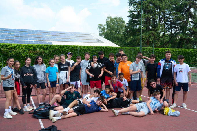 I vincitori dei Campionati studenteschi di tennis a Seregno