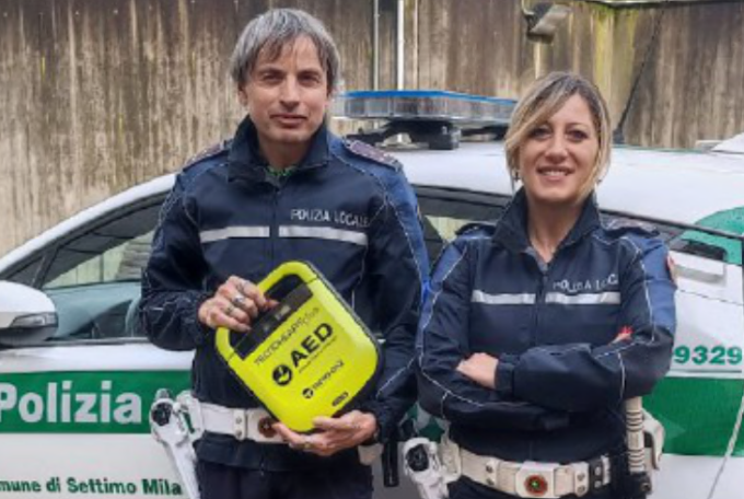 Malore in farmacia a Settimo, novese salvata dai vigili
