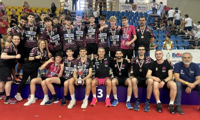 L’Under 17 dei Diavoli Rosa è bronzo d’Italia