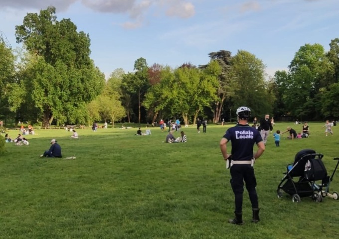 Associazioni in campo per sensibilizzare i cittadini sul rispetto del Parco e dei Giardini della Villa Reale
