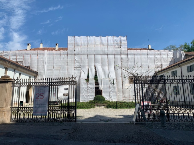 Villa Sottocasa: Berlusconi paga anche il restauro della facciata nobile