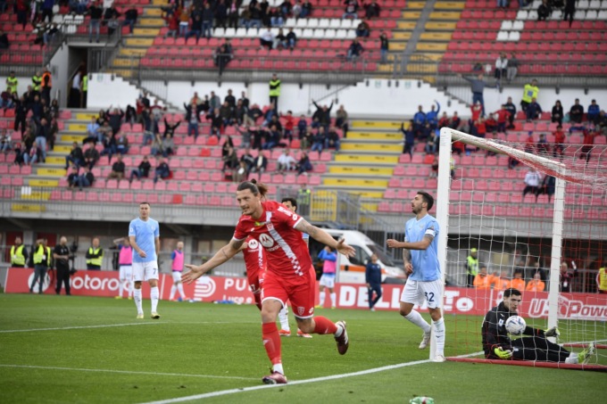 Monza – Lazio in diretta: Doppietta Djuric, i biancorossi fermano la rincorsa di Tudor!