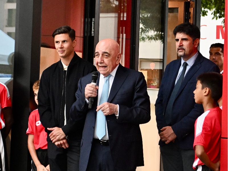 Monza Monzello dedicato a Silvio Berlusconi con Adriano Galliani Matteo Pessina e vice sindaco Egidio Longoni