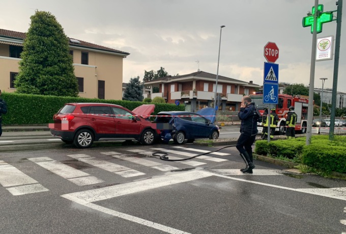 Tamponamento ad Agrate: gravissimo un 67enne