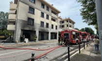 Incendio in un negozio a Biassono: danni ingenti