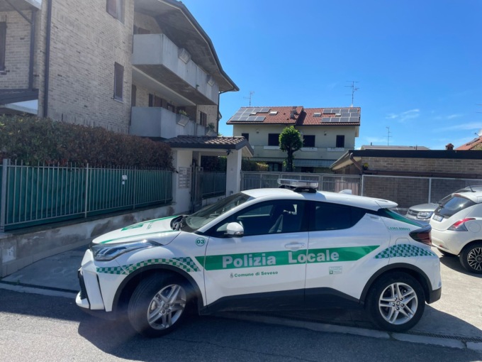 I famigliari lo cercano da giorni, trovato morto in casa a Seveso