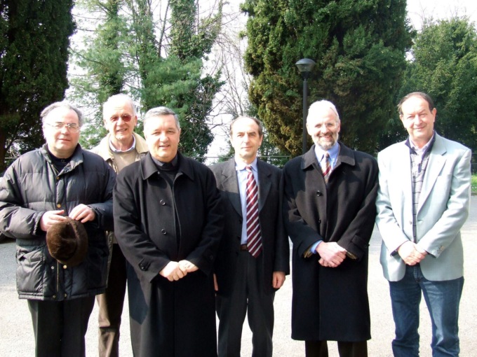Addio a don Roberto Brizzolari, svolse il primo incarico pastorale a Lesmo