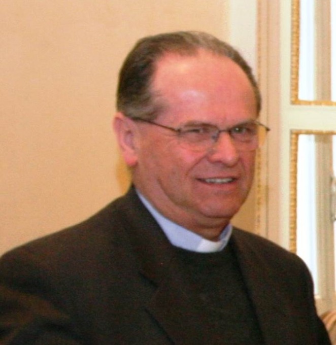 Desio piange monsignor Elio Burlon
