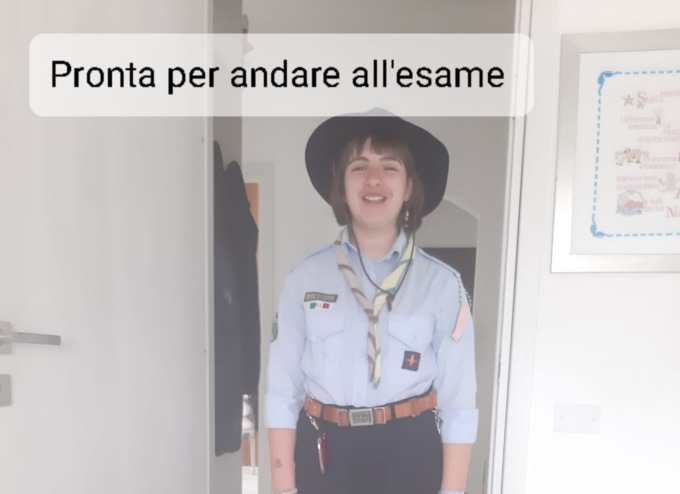 Gli scout nell’anima, Martina si presenta all’esame di terza media con la divisa