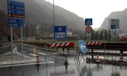 Il raccordo Lecco -Valsassina della Statale 36 chiuso al traffico per frana