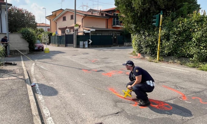 Soccorsi in codice rosso a Brugherio per due 14enni investite in monopattino
