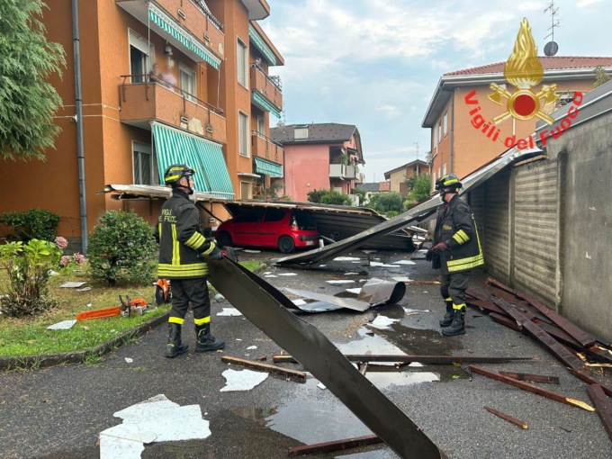 Maltempo in Brianza, oltre quaranta interventi per i Vigili del Fuoco