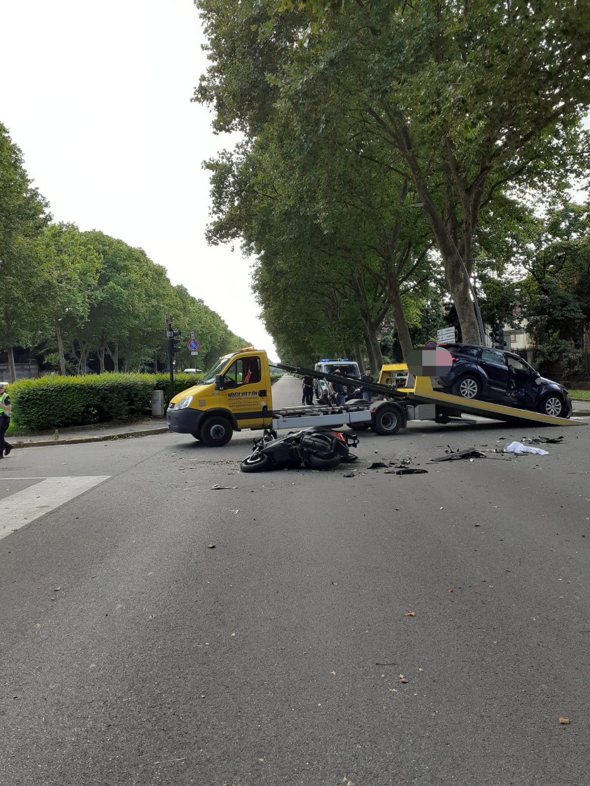 Monza incidente mortale viale Battisti pompieri vigili del fuoco