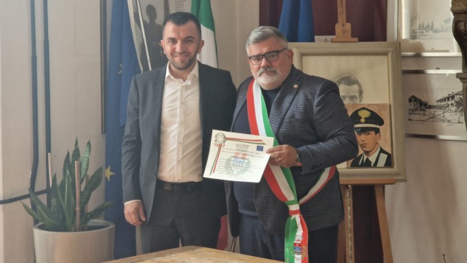 Almiron e’ diventato cittadino italiano. Foto e video della grande festa in Municipio