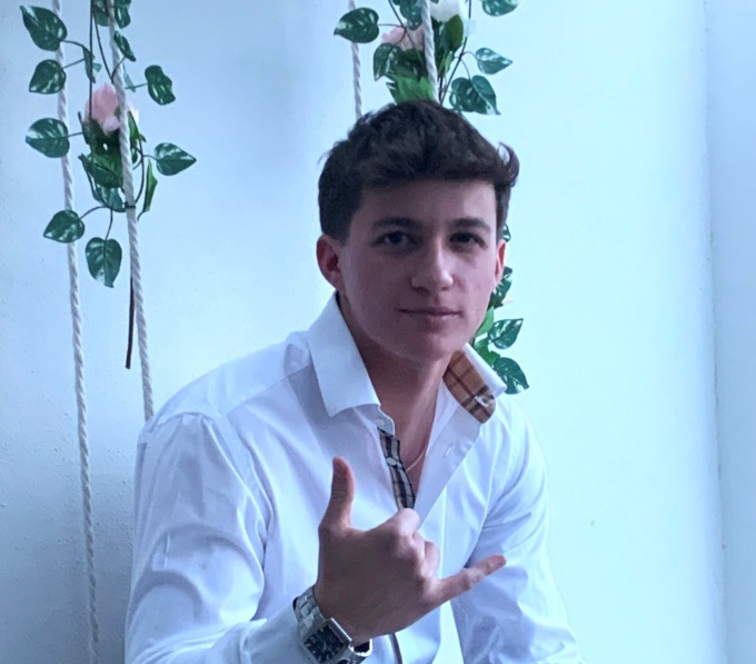 Cordoglio per Nicolò, scomparso a 20 anni per un tumore