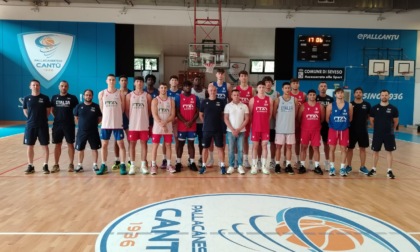 La Nazionale maschile Under 18 di basket si allena al Palasport