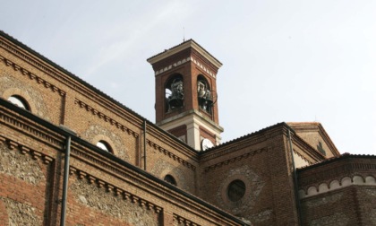 Furto sacrilego in chiesa e nella casa del don