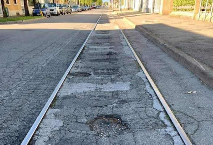 Metrotranvia: slitta al 2025 la rimozione dei binari del vecchio tram