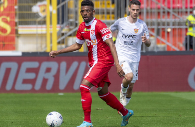 Machin e Sorrentino in prestito al Frosinone