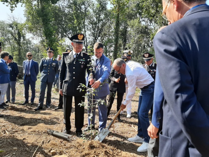 Autodromo: piantato un albero per ogni pilota della F1