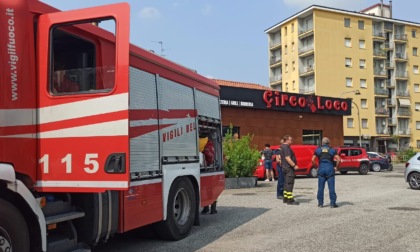 Esplode un frigorifero: ustionati due operai