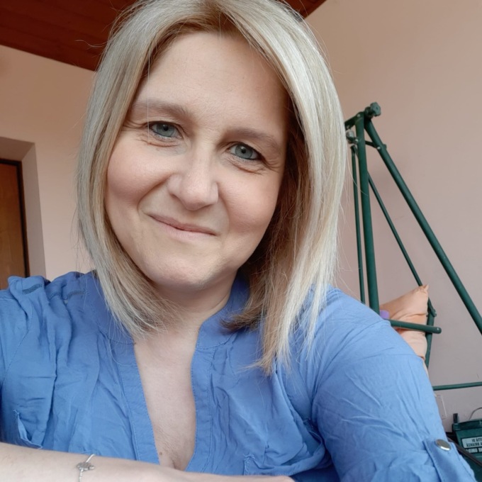 L’addio alla dolce maestra Francesca, insegnava al nido