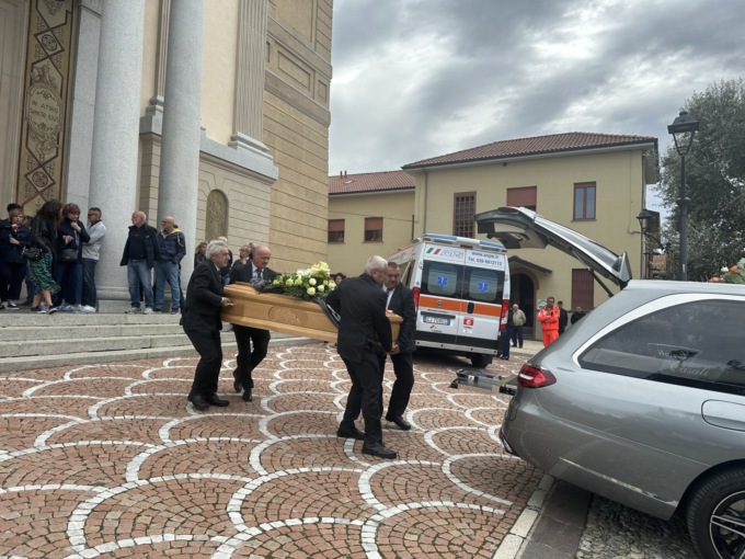Bellusco si ferma per l’ultimo saluto a Giancarlo Biffi