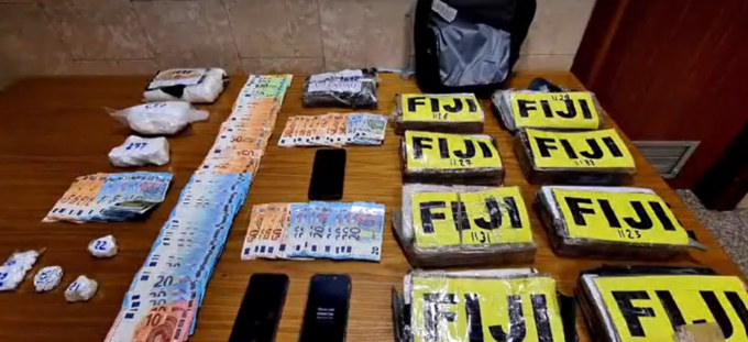 Arrestate tre persone per spaccio e sequestrati 12 kg di cocaina (in parte trovata su un’auto ad Agrate)