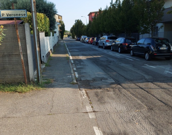 Cambia la viabilità, i residenti: “Bene, ma serve anche un dissuasore di velocità”
