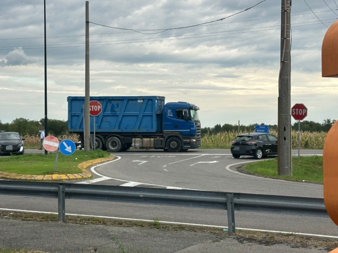 Gravissimo incidente sulla Sp2: 40enne trasportato in codice rosso in ospedale