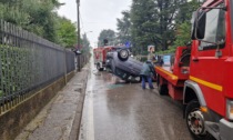 Auto si ribalta a Concorezzo: soccorsa una 19enne