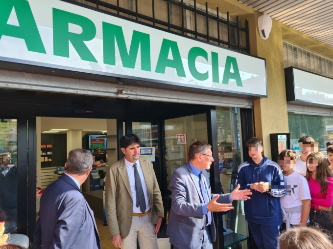 Inaugurata la nuova farmacia comunale nel quartiere Cederna
