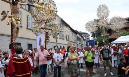 A Seregno la processione con i Cristi della Liguria