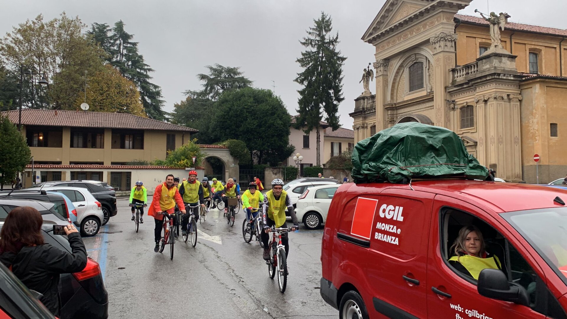 Vimercate partenza ciclo mobilitazione per sicurezza sul lavoro organizzata da Cgil Cisl e Uil