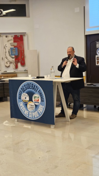 Lesmo, l’ex sindaco Desiderati lascia il Consiglio comunale
