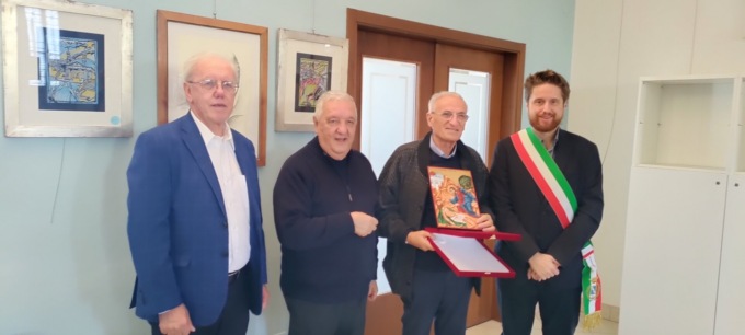 Il Premio della carità al prete attento ai poveri