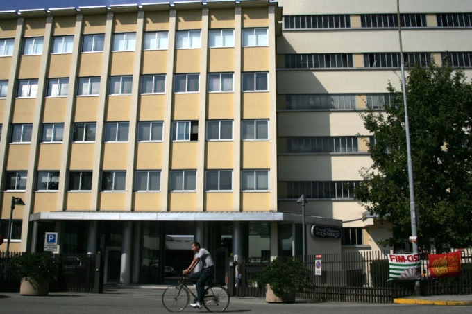 La famiglia Perego lancia l’allarme: «In Italia pochi bimbi, posti di lavoro a rischio»