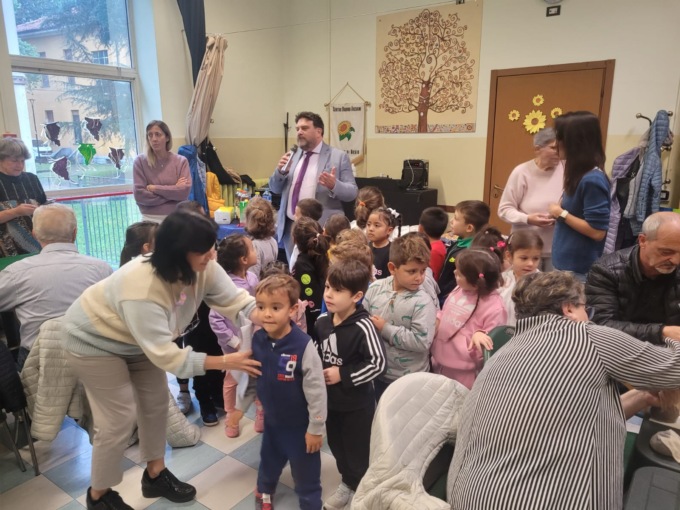 La festa dei nonni al Centro ricreativo Il Girasole