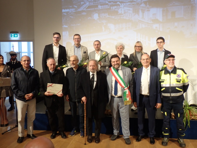 Consegnate le benemerenze civiche di Desio